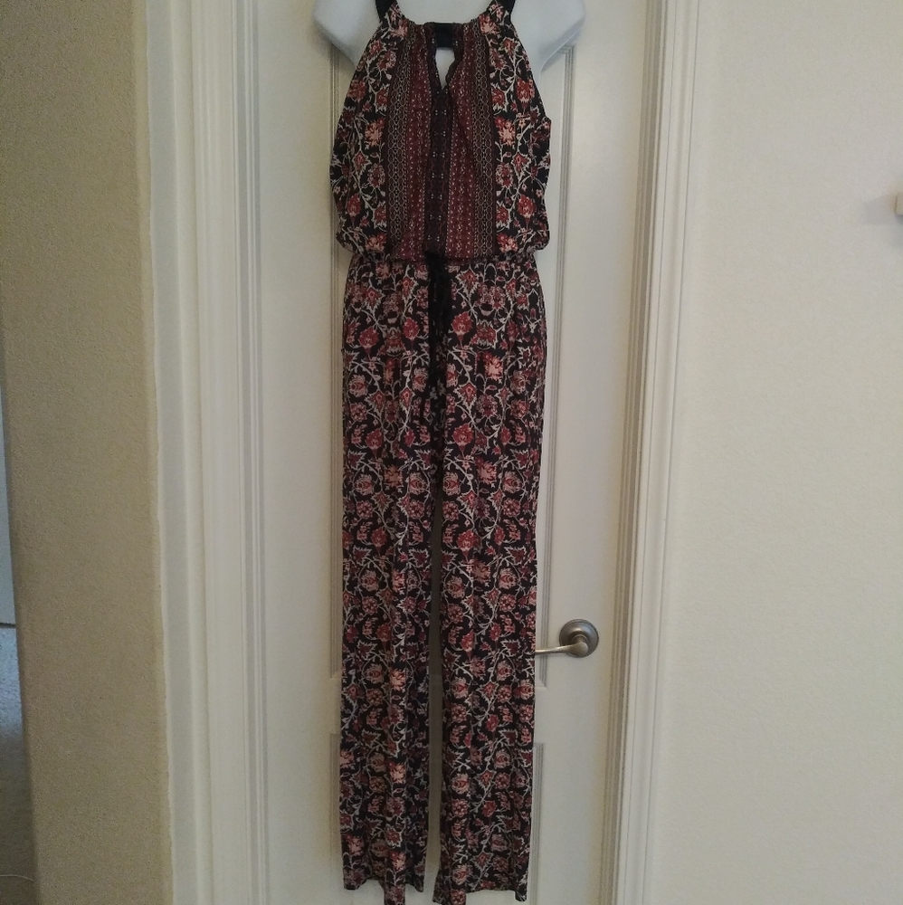 C Apparel Floral Sleeveless Jumpsuit Small